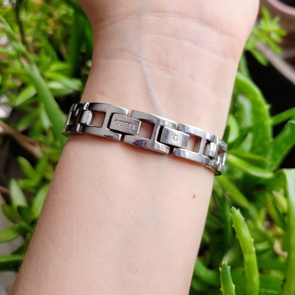 Vintage Guess Diamond Watch - Picture 8 of 10